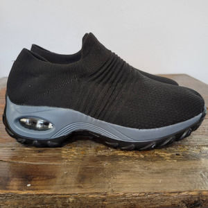 Hypersoft Hyperboost Black Pull-on Sneakers
